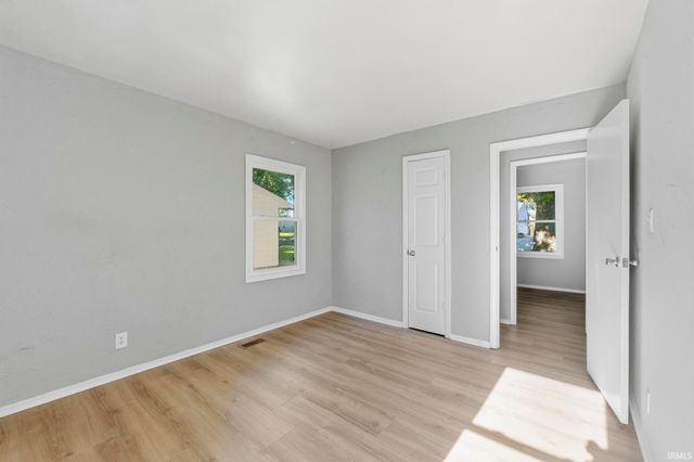 4926 S Camden Drive, Fort Wayne, IN 46825