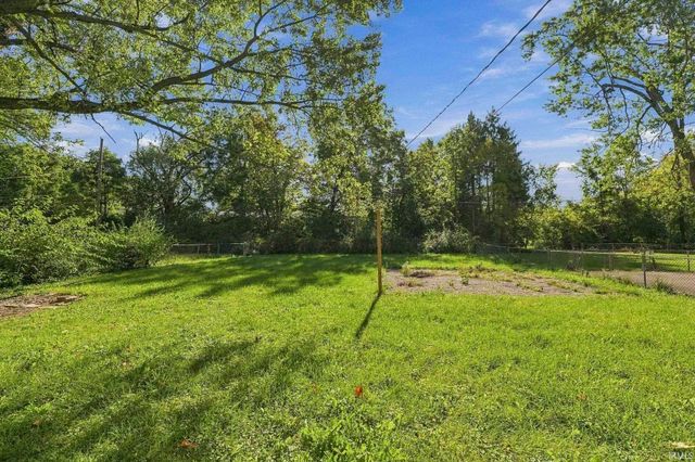 4926 S Camden Drive, Fort Wayne, IN 46825