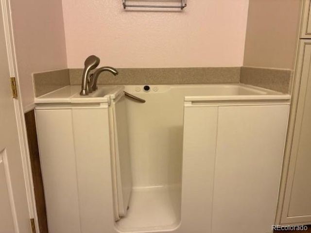 2552 W 82nd Ln A, Westminster, CO 80031