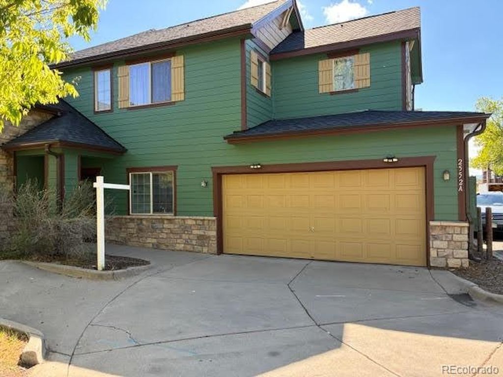 2552 W 82nd Ln A, Westminster, CO 80031