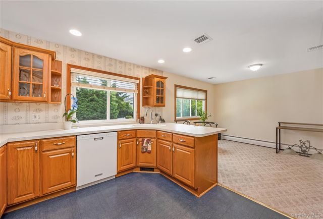 145 Washington Street, Farmingdale, NY 11735