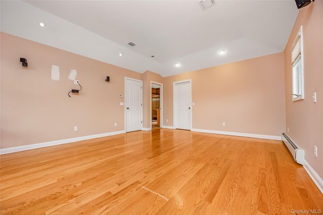 145 Washington Street, Farmingdale, NY 11735