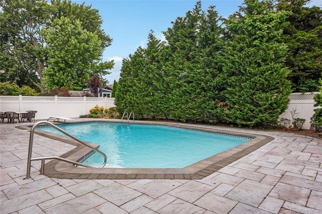 145 Washington Street, Farmingdale, NY 11735
