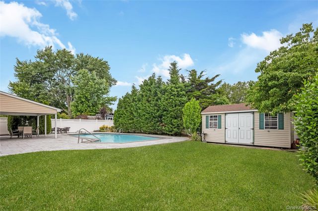 145 Washington Street, Farmingdale, NY 11735