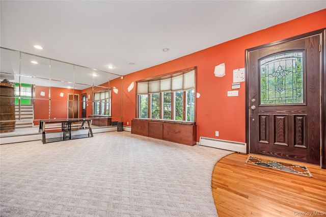 145 Washington Street, Farmingdale, NY 11735