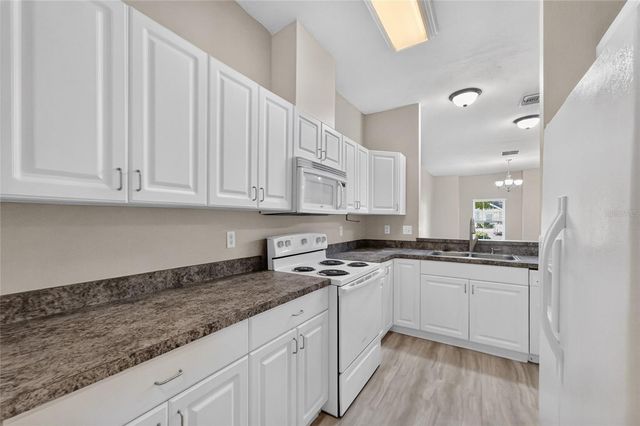 151 SW 145TH DRIVE 58, Newberry, FL 32669