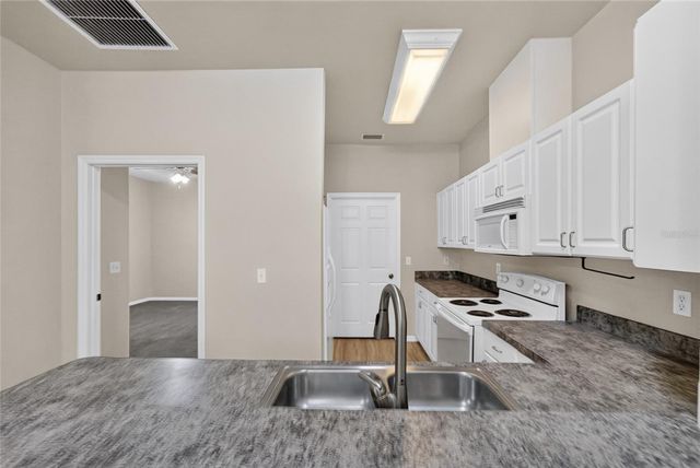 151 SW 145TH DRIVE 58, Newberry, FL 32669