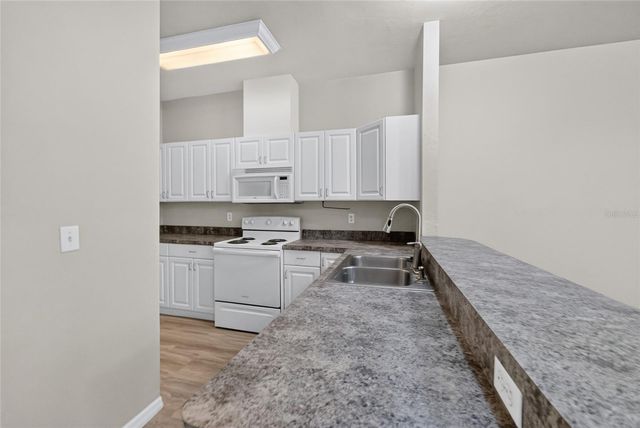 151 SW 145TH DRIVE 58, Newberry, FL 32669