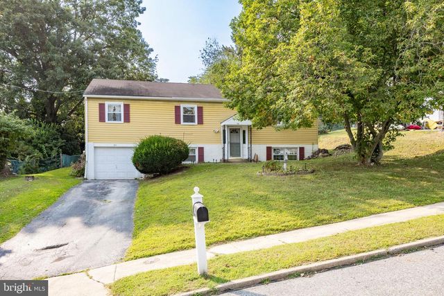 310 BUCHANAN DR, Coatesville, PA 19320