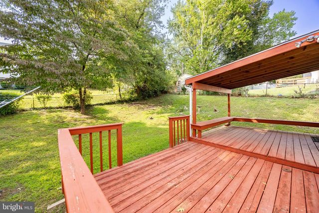 310 BUCHANAN DR, Coatesville, PA 19320
