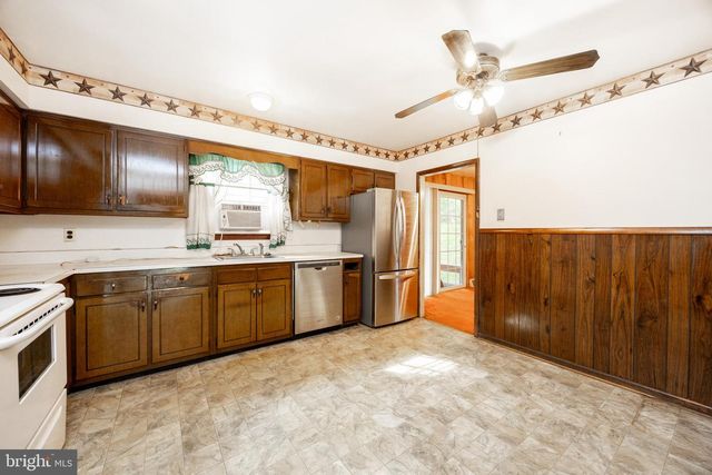310 BUCHANAN DR, Coatesville, PA 19320