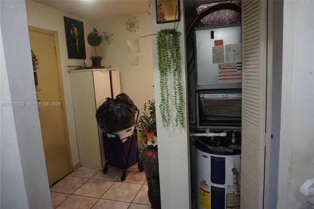 6095 W 19th Ave 205, Hialeah, FL 33012