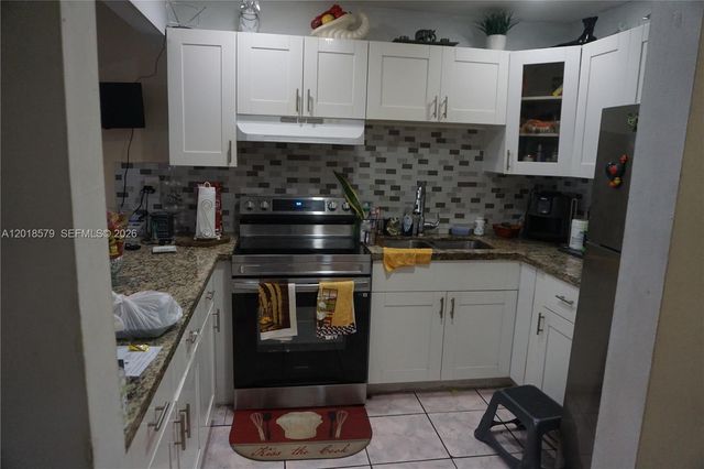 6095 W 19th Ave 205, Hialeah, FL 33012