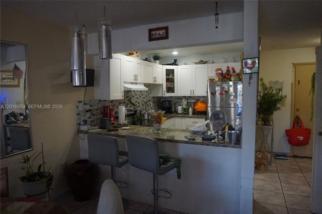 6095 W 19th Ave 205, Hialeah, FL 33012