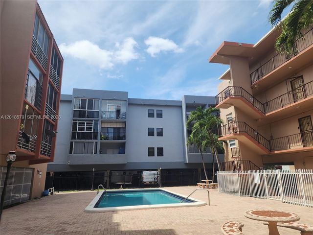 6095 W 19th Ave 205, Hialeah, FL 33012