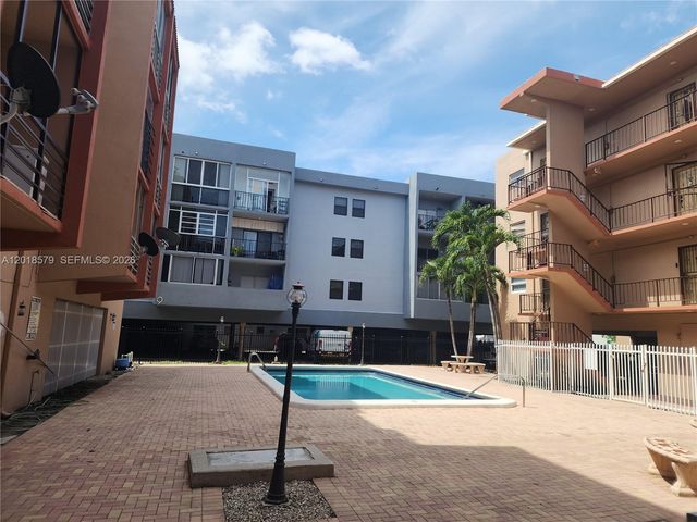 6095 W 19th Ave 205, Hialeah, FL 33012