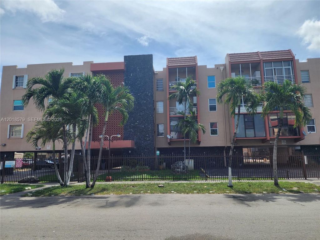 6095 W 19th Ave 205, Hialeah, FL 33012