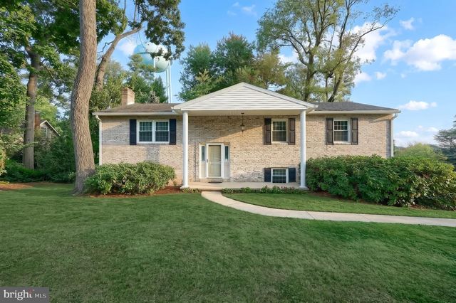 205 W 4TH ST, Dallastown, PA 17313