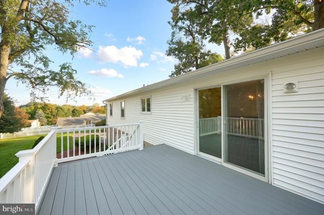205 W 4TH ST, Dallastown, PA 17313