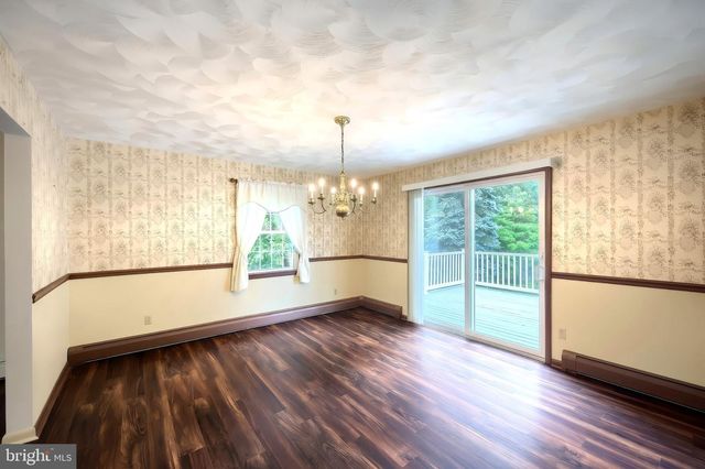 205 W 4TH ST, Dallastown, PA 17313