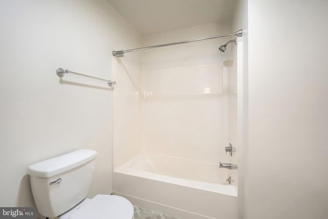 205 W 4TH ST, Dallastown, PA 17313