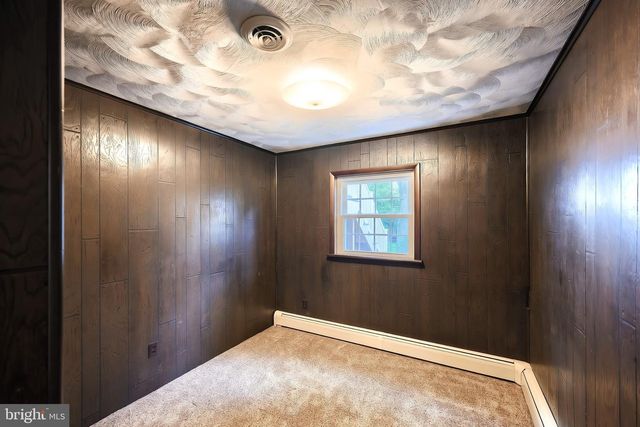 205 W 4TH ST, Dallastown, PA 17313