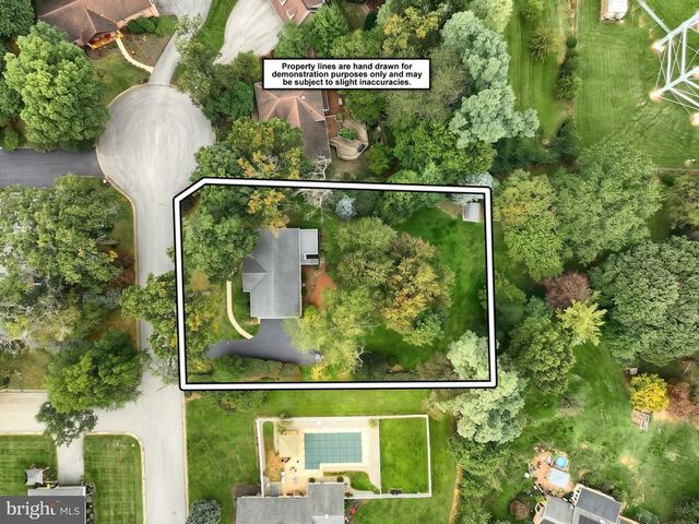 205 W 4TH ST, Dallastown, PA 17313
