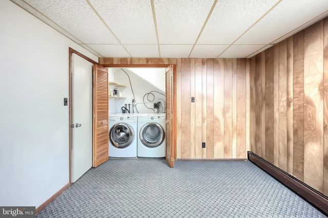 205 W 4TH ST, Dallastown, PA 17313