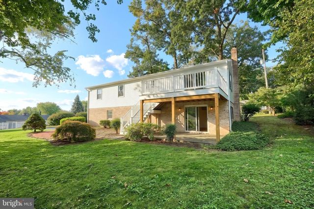 205 W 4TH ST, Dallastown, PA 17313