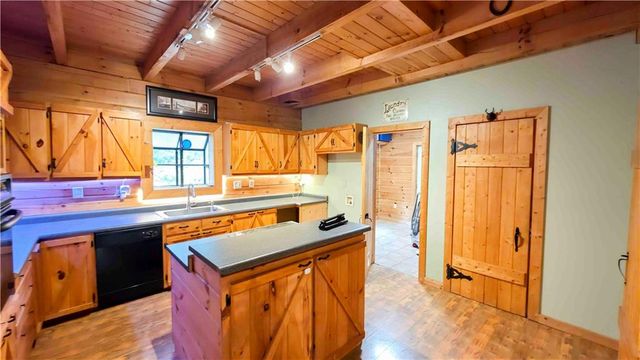 4150 Davis Road, Toccoa, GA 30577