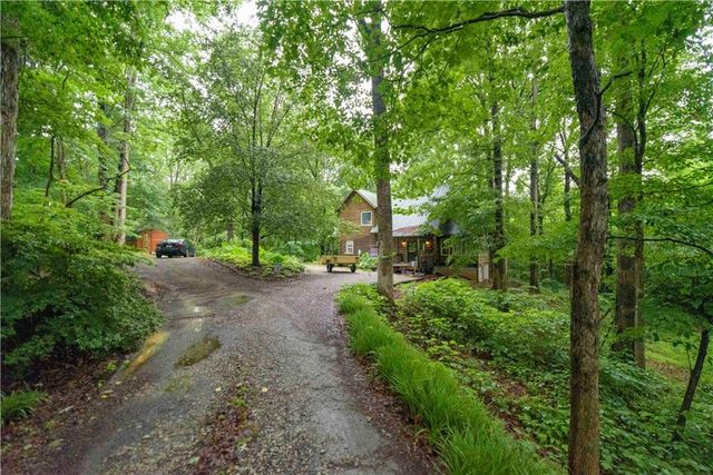 4150 Davis Road, Toccoa, GA 30577