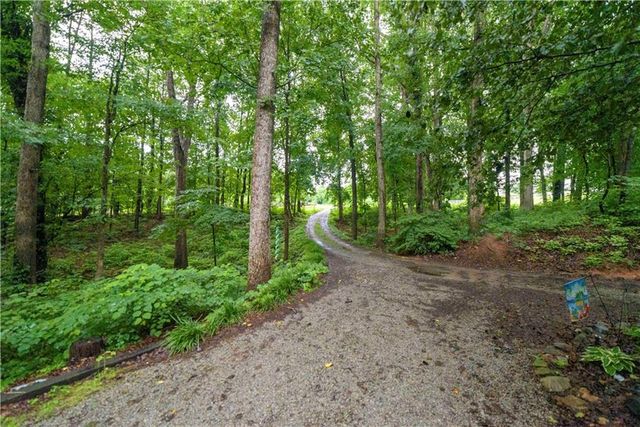 4150 Davis Road, Toccoa, GA 30577