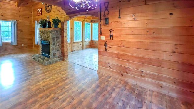 4150 Davis Road, Toccoa, GA 30577