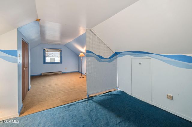 18 Friar Tuck Road, Guilderland, NY 12203