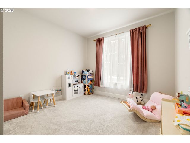 17305 Nw ANTONIO St, Portland, OR 97229