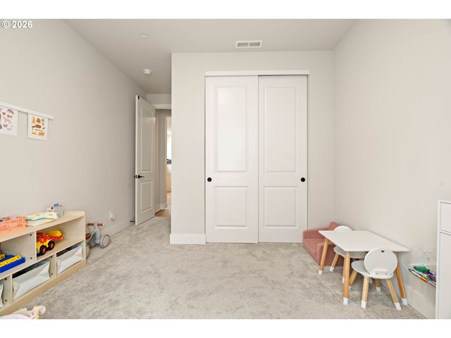 17305 Nw ANTONIO St, Portland, OR 97229