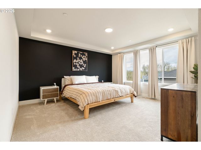 17305 Nw ANTONIO St, Portland, OR 97229