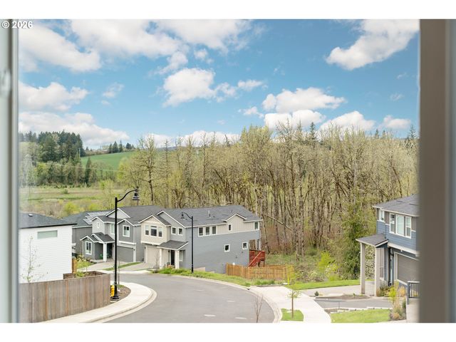 17305 Nw ANTONIO St, Portland, OR 97229