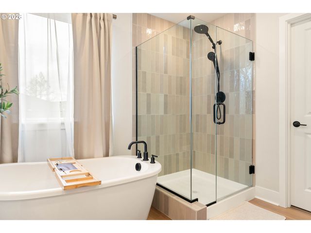 17305 Nw ANTONIO St, Portland, OR 97229