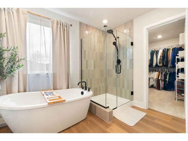 17305 Nw ANTONIO St, Portland, OR 97229