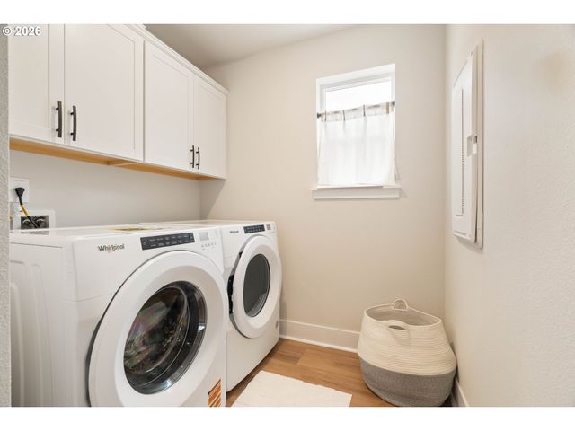 17305 Nw ANTONIO St, Portland, OR 97229