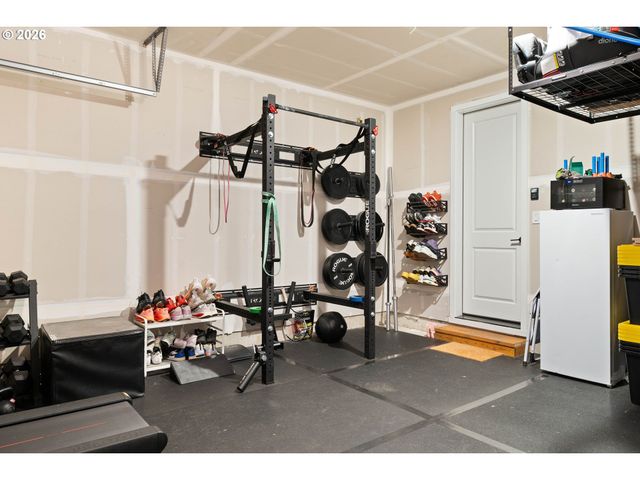 17305 Nw ANTONIO St, Portland, OR 97229