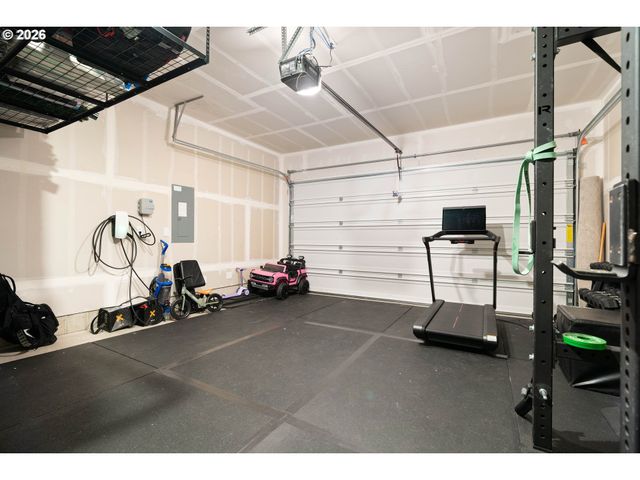 17305 Nw ANTONIO St, Portland, OR 97229