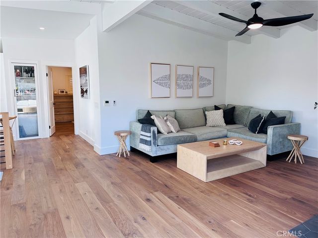 611 Avenue C, Redondo Beach, CA 90277