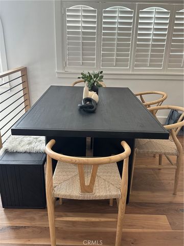 611 Avenue C, Redondo Beach, CA 90277