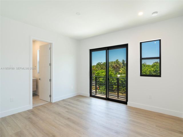 847 SW 29th St, Fort Lauderdale, FL 33315