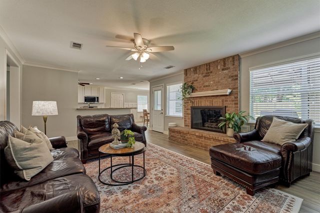 6515 Glenhill Drive, Spring, TX 77389