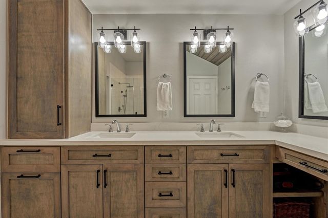 6515 Glenhill Drive, Spring, TX 77389