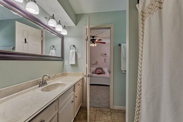 6515 Glenhill Drive, Spring, TX 77389