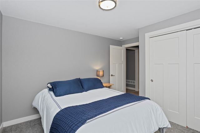 1105 Hunter Court, Adel, IA 50003